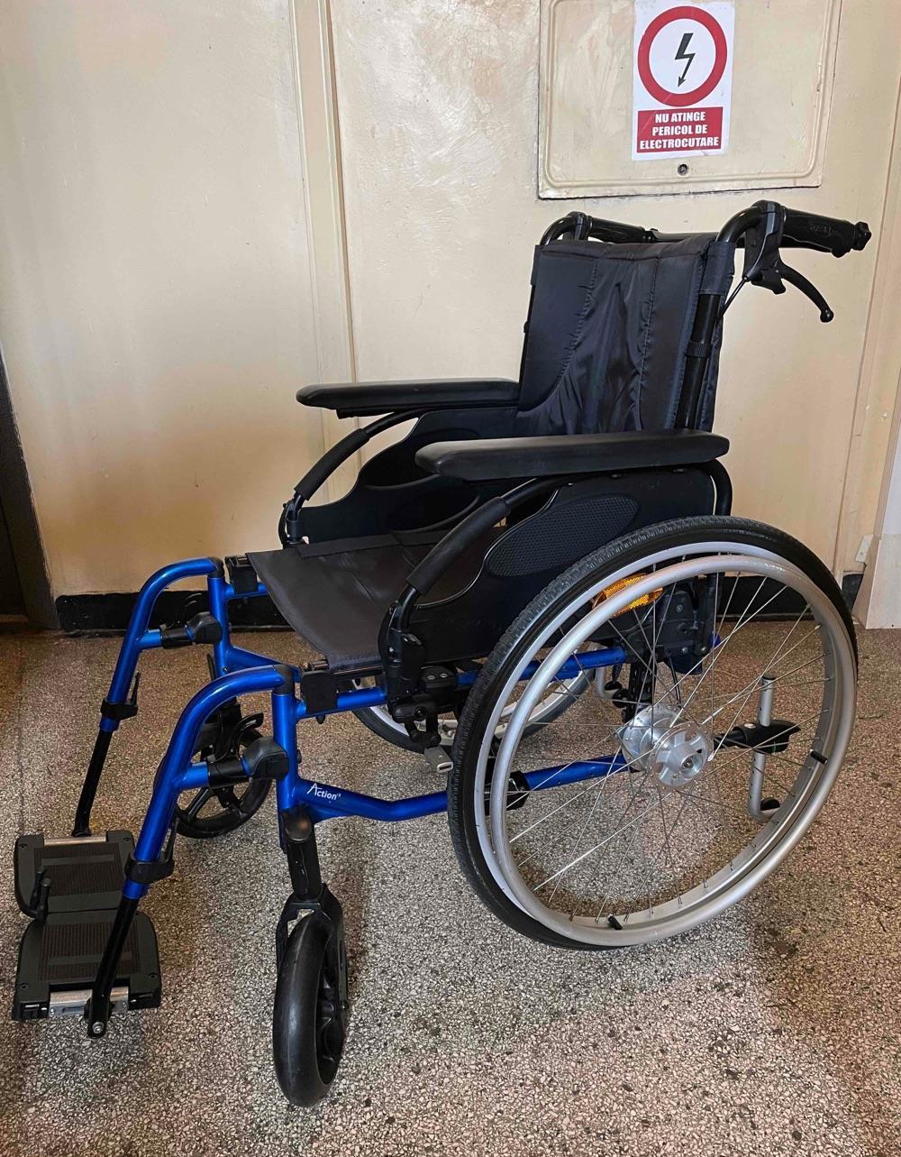 Carut Scaun invalizi batrani dizabilitati handicap