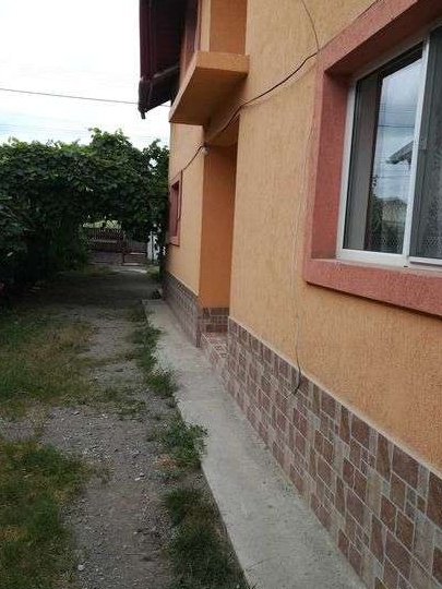 Casa 15 Km de Ploiesti (Bratasanca)