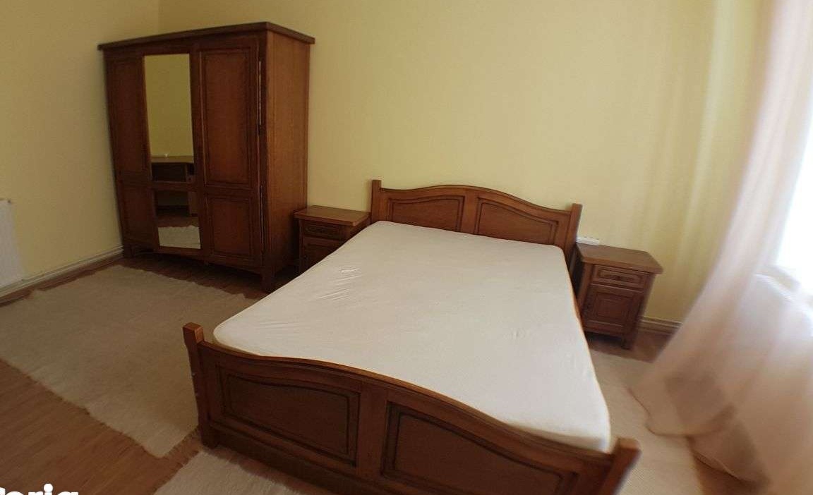 Casa 2 camere, mobilata si utilata, Centrul Istoric