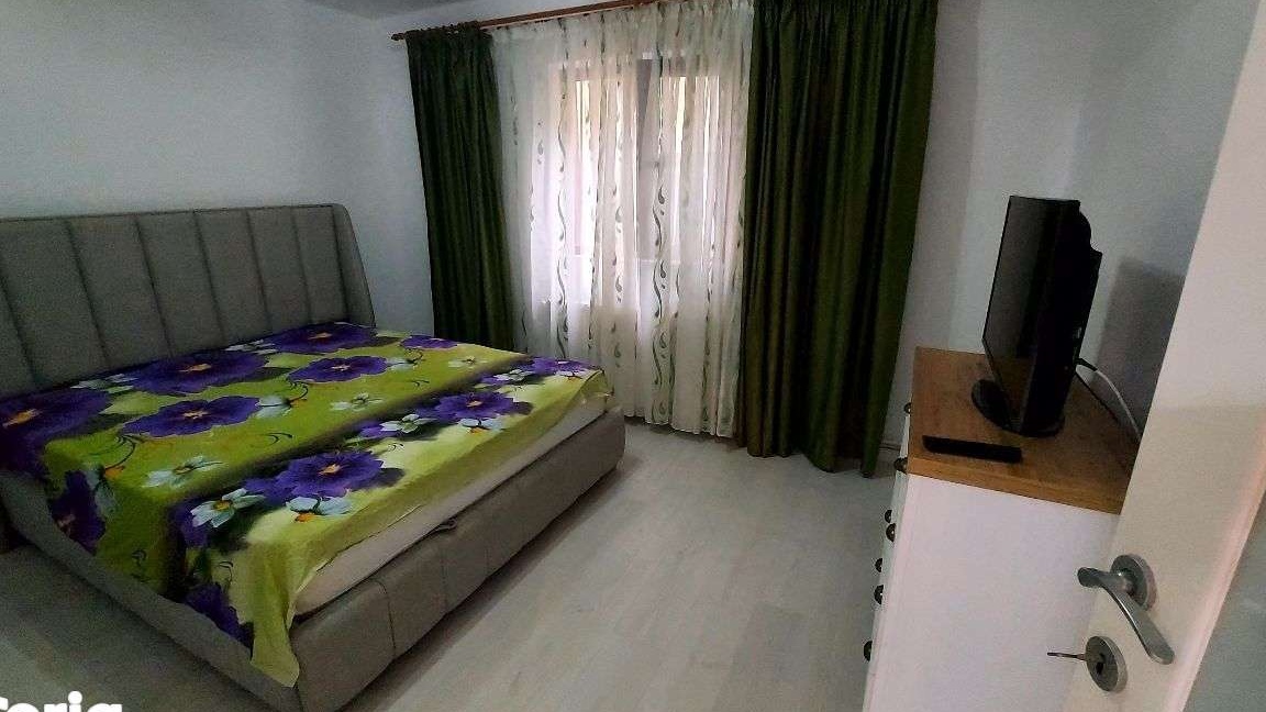 Casa 3 dormitoare Str. Garlesti, centrala pe lemne