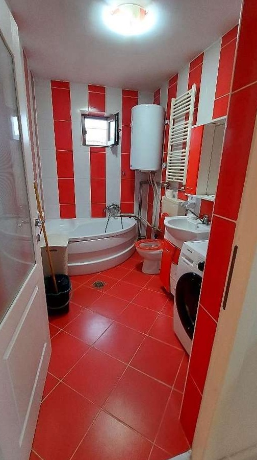Casa 3 dormitoare Str. Garlesti, centrala pe lemne