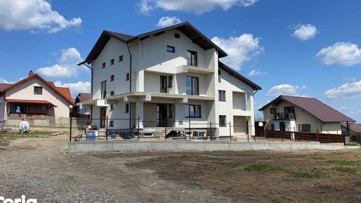 Casa 300 mp Valea adanca zona 5 drumuri