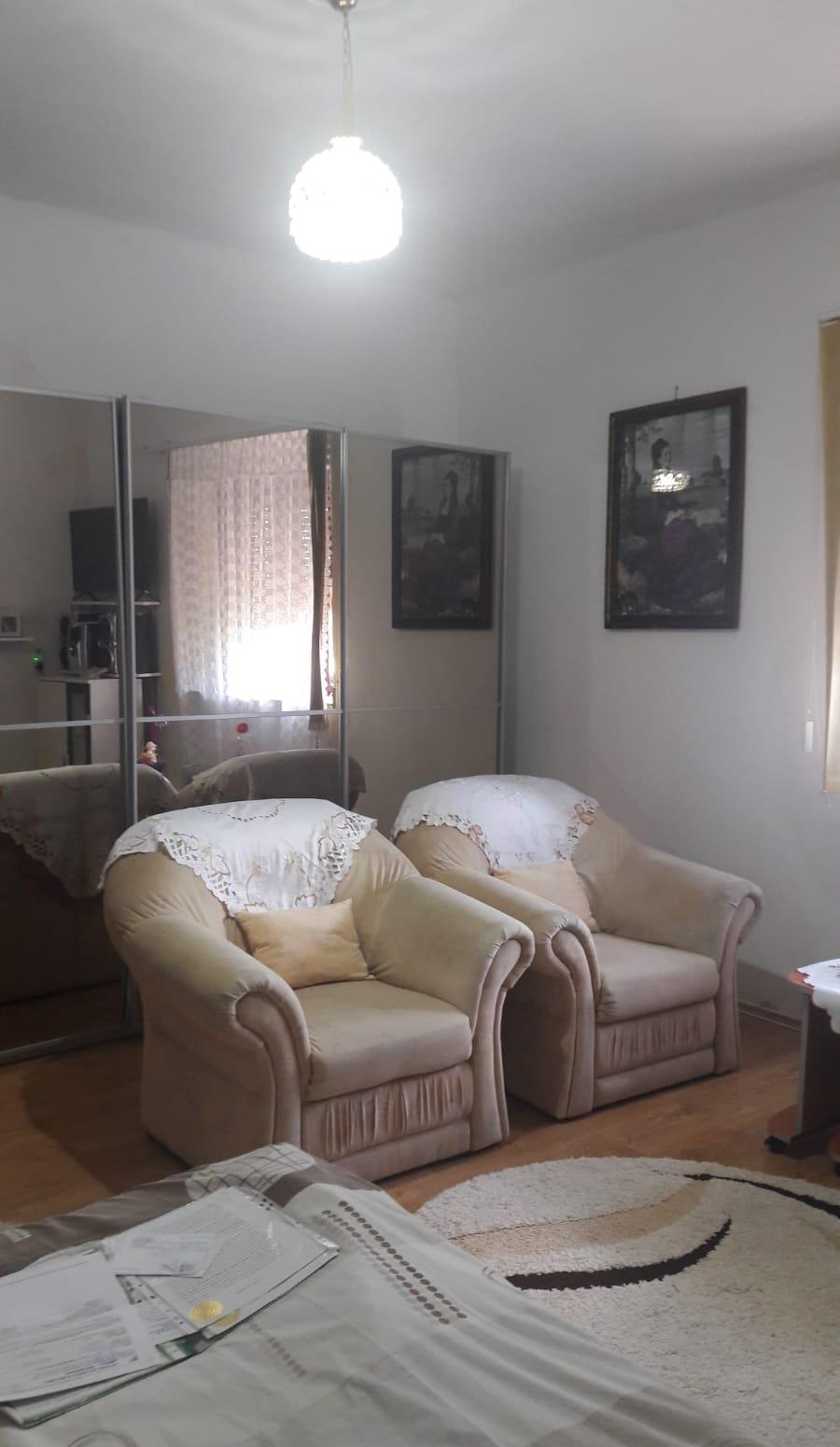 Casa 4 camere zona centrala Sanpetru German