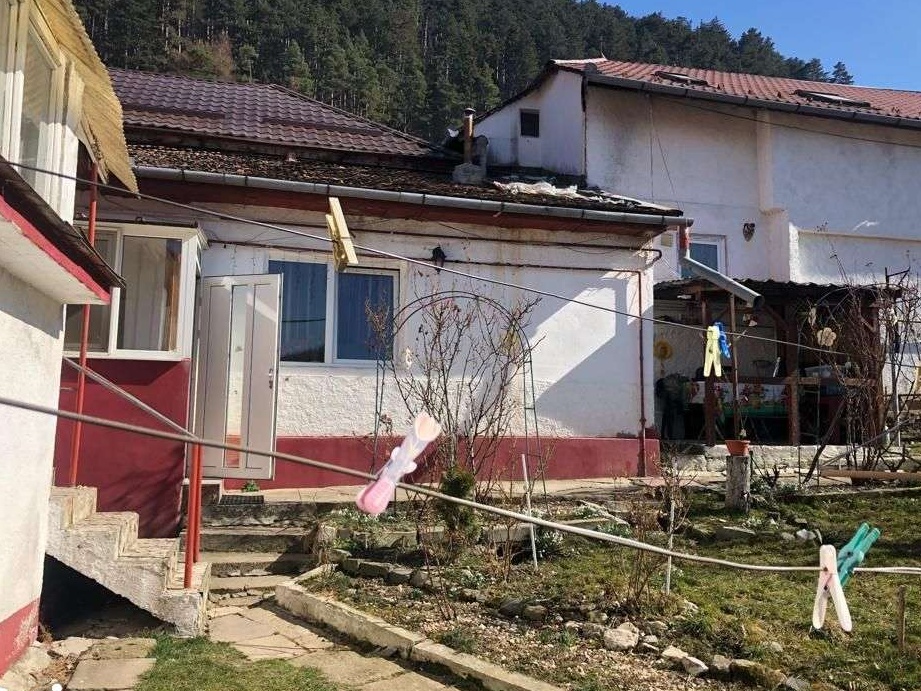 Casa 4 camere, zona pitoreasca, Scheii Brasovului