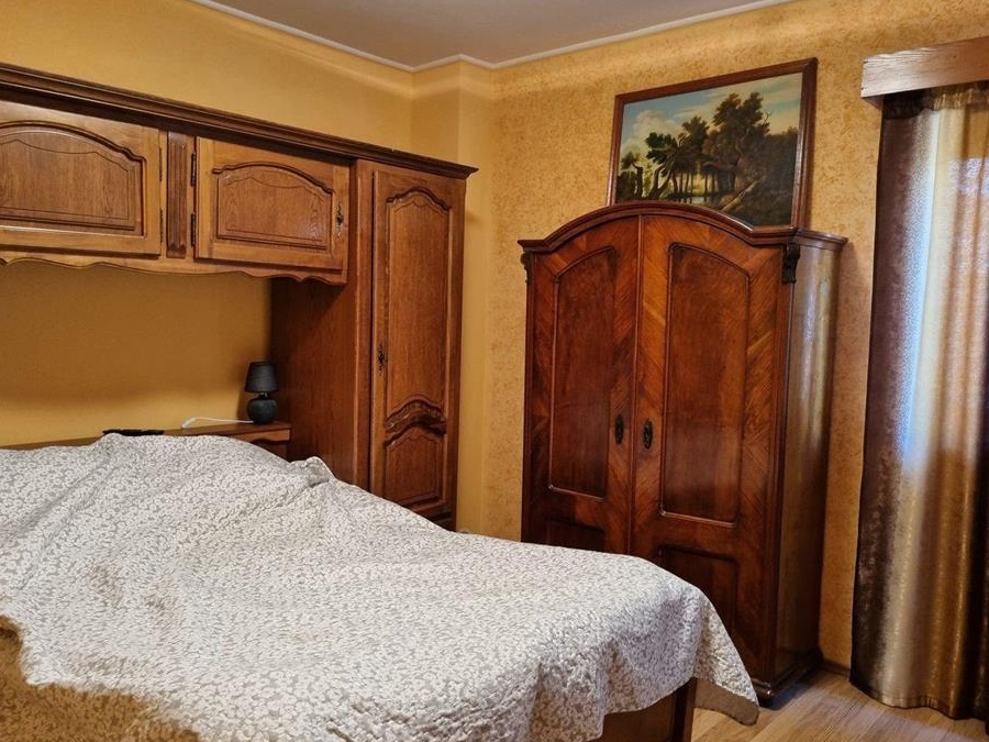 Casă 5 camere,zona B-dul București, de vanzare