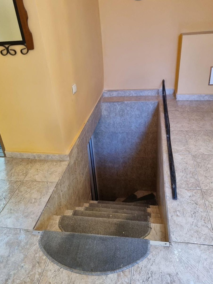 Casă 5 camere,zona B-dul București, de vanzare