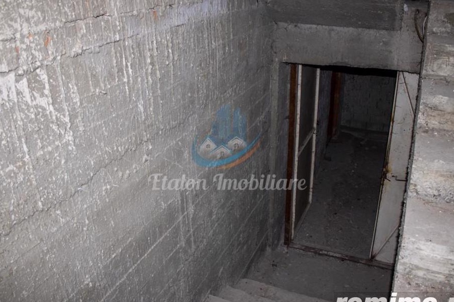 Casa 800mp Garcina, Teren 3300mp, Zona de VIS-SCHIMB CU TEREN!!