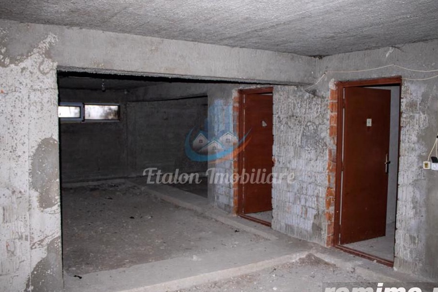 Casa 800mp Garcina, Teren 3300mp, Zona de VIS-SCHIMB CU TEREN!!