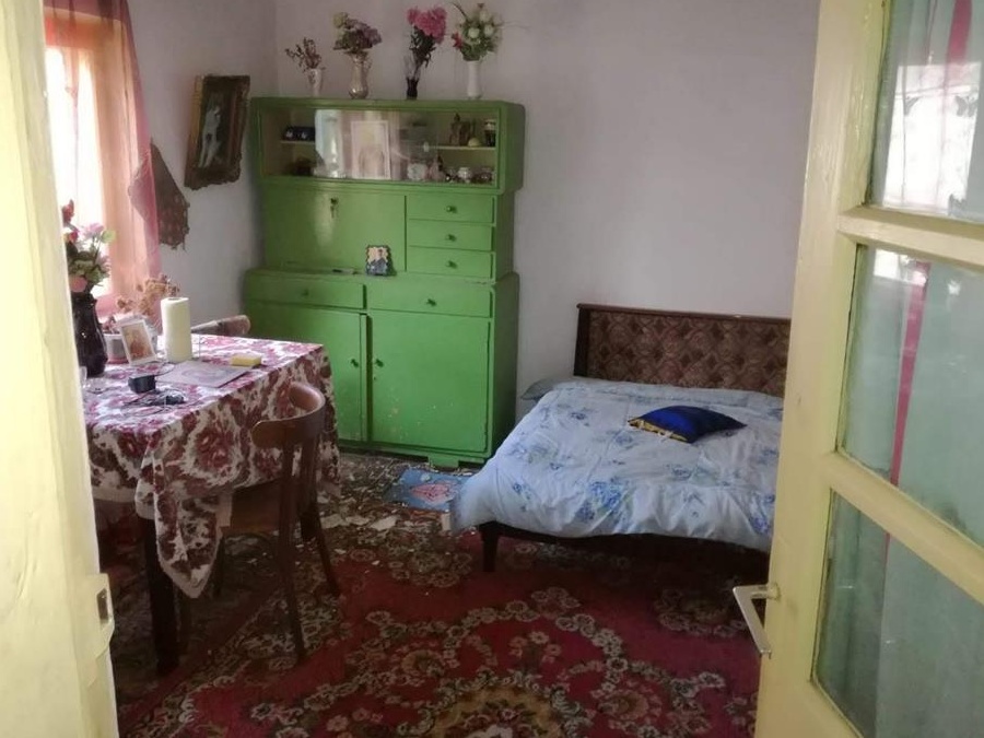 Casa bătrânească și teren 551 mp de vânzare