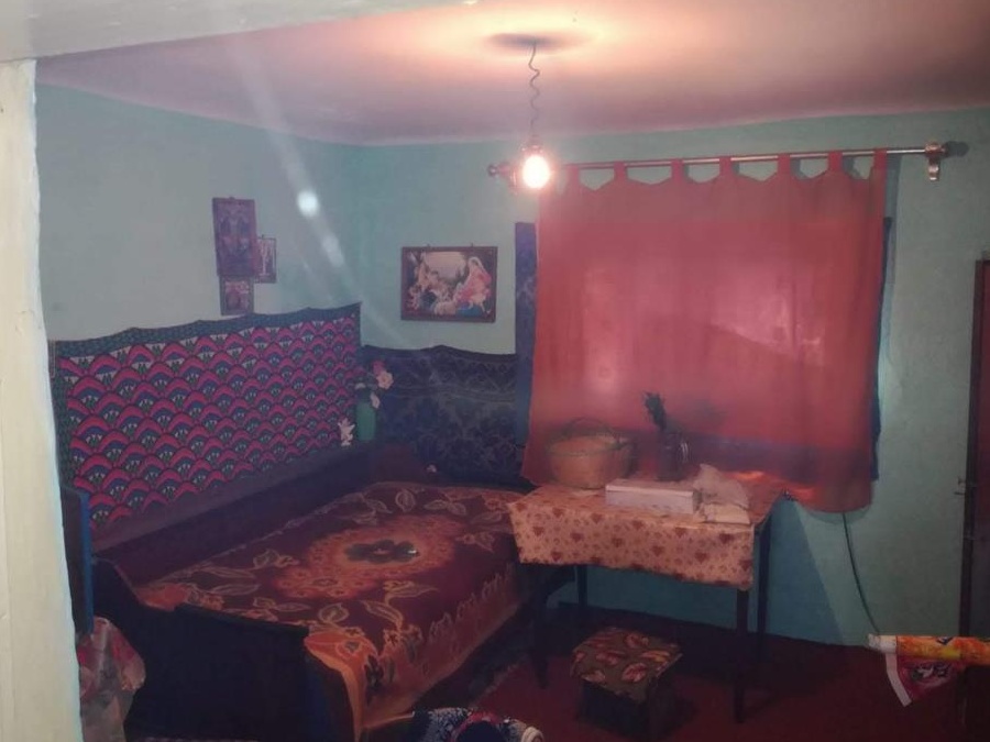 Casa bătrânească și teren 551 mp de vânzare