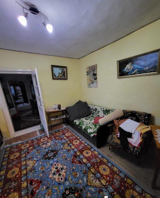 casa batraneasca situata in zona Coiciu