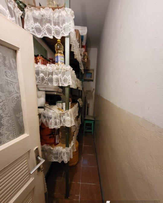 casa batraneasca situata in zona Coiciu