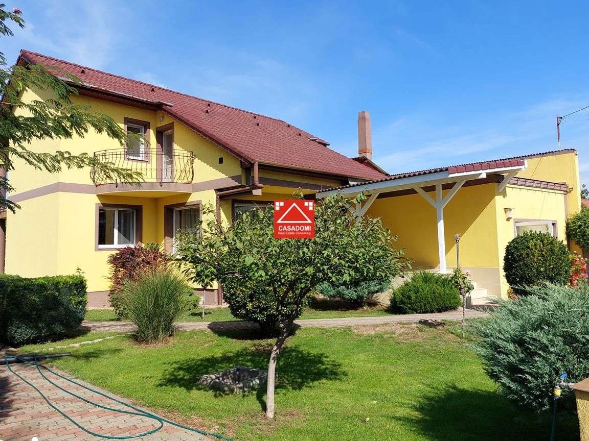 Casa cocheta in Sannicolau Mic!
