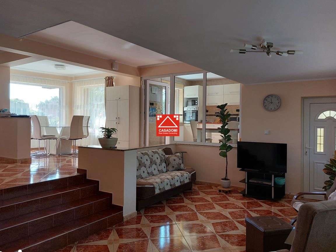 Casa cocheta in Sannicolau Mic!