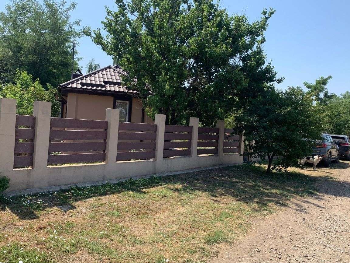 Casa cocheta, renovata+ teren 1200mp, aproape de Autostrada A3, PH, BZ