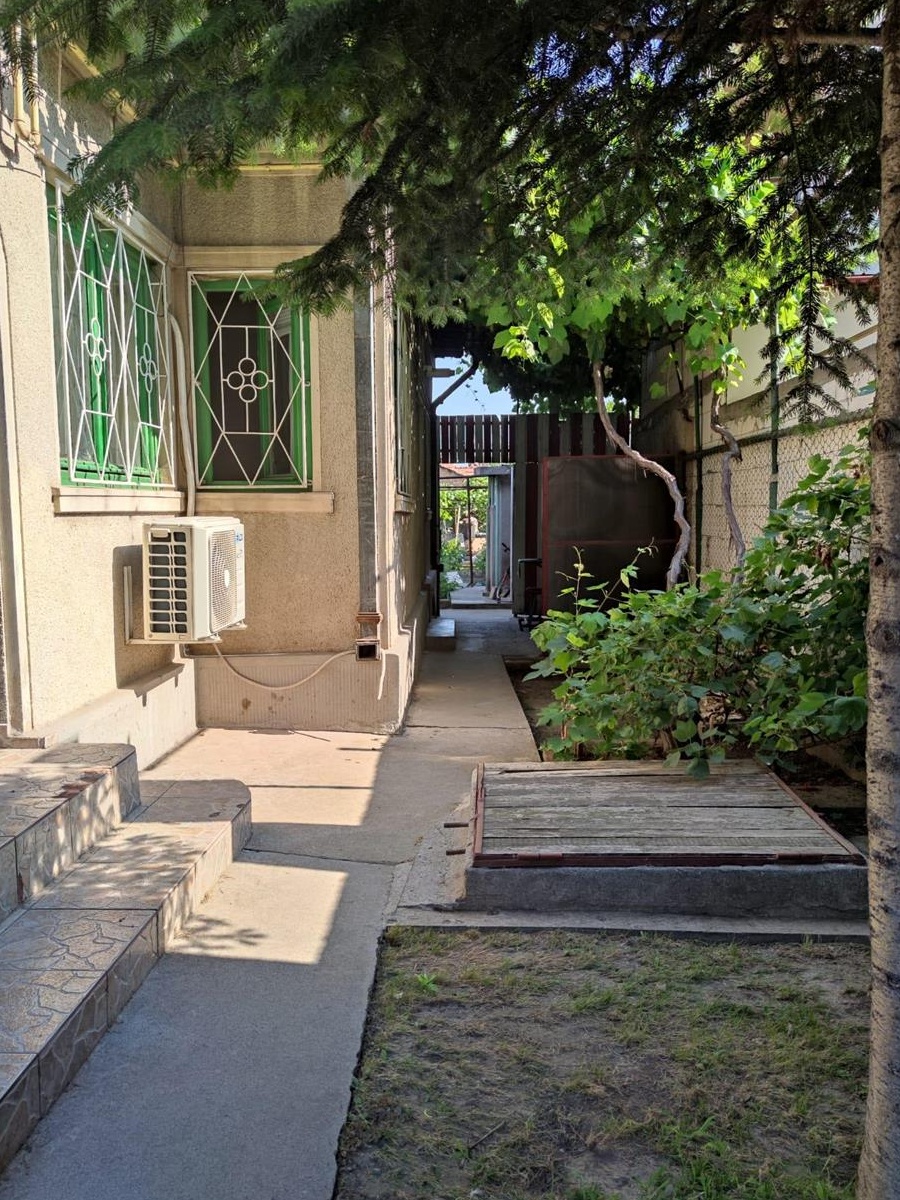 Casa coiciu zona foarte buna