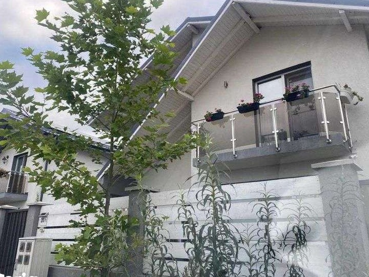 Casa Comuna Berceni cu panouri fotovoltaice, Miorita, Cartierul Nou