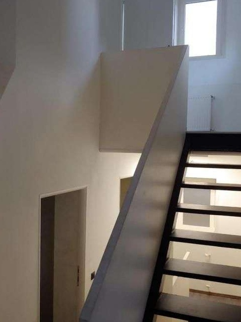 Casa consolidata in anul 2003 - spatiu comercial