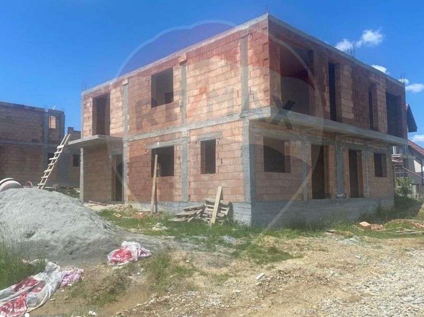 Casa cu 3 camere vanzare in Sibiu, Periferie