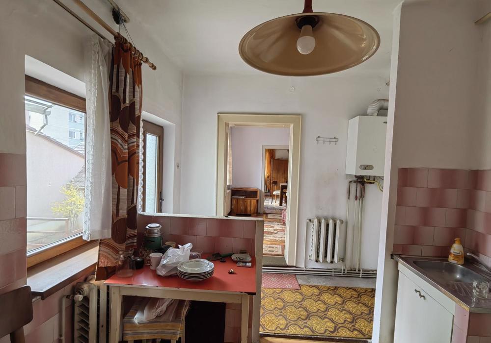 Casă cu 4 camere si teren zona Ciucului 120 m²
