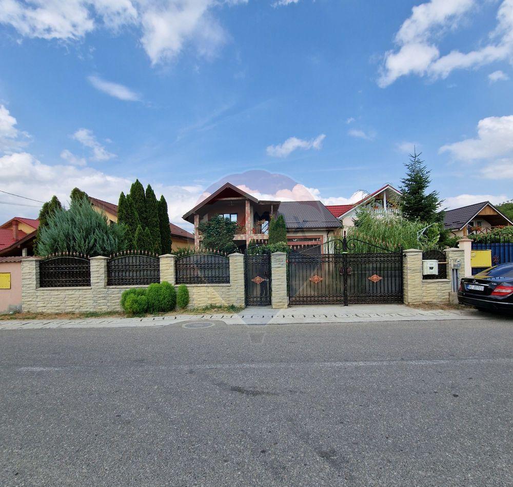 Casă cu 4 camere, Trecatoarea Holtului - Letea Veche