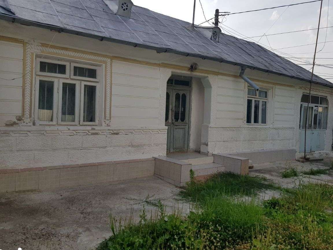 CASA cu teren 1000 mp-central comuna Vanatori-Vrancea- COMISION 0%