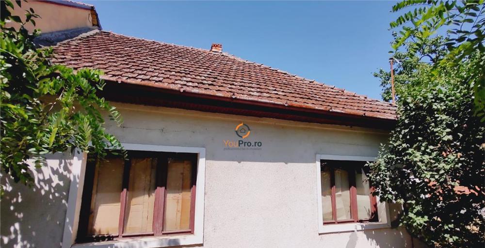 casa cu teren 830 mp in Lipovei