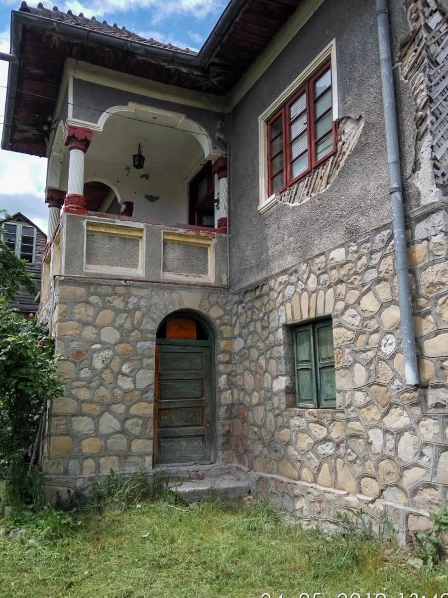 Casa cu teren la 30km de Sinaia