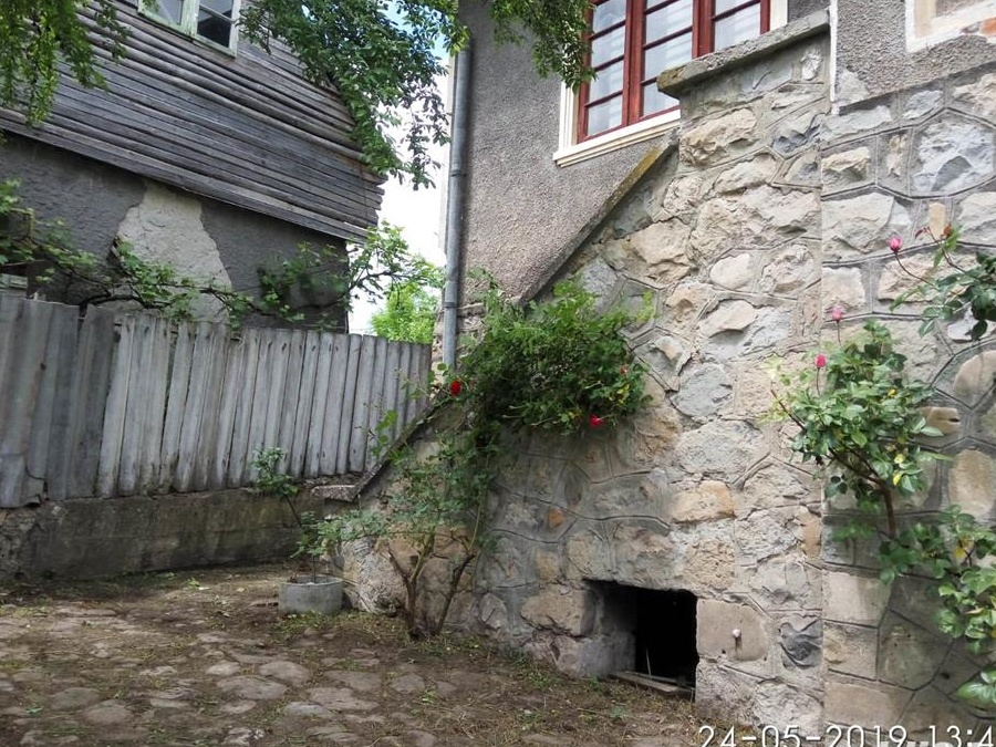 Casa cu teren la 30km de Sinaia