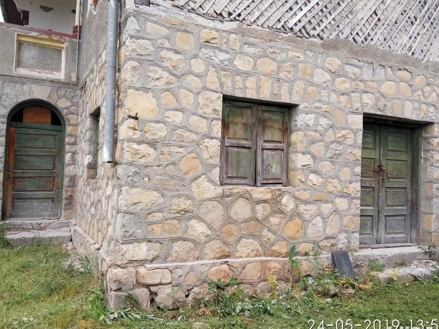 Casa cu teren la 30km de Sinaia