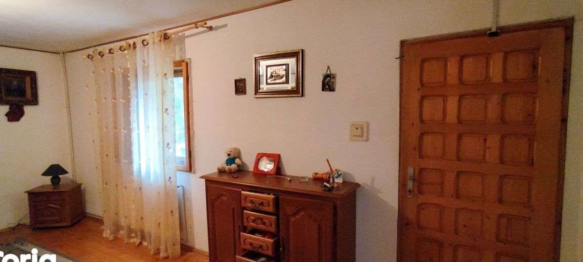 Casa cu teren  Moieciu de jos