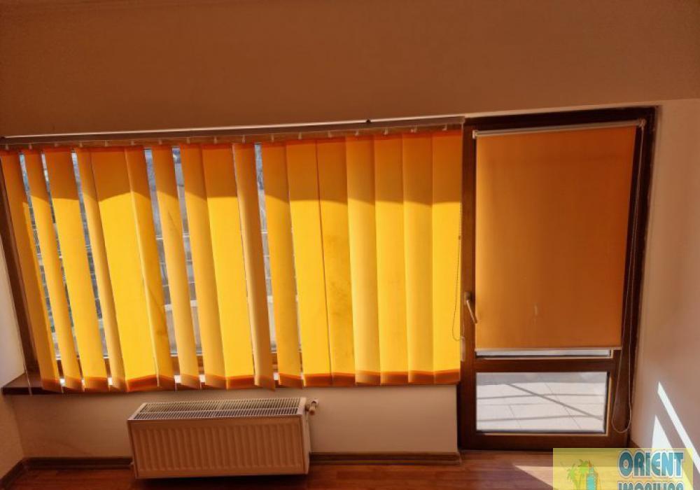 Casa de Cultura, spatiu birouri, 3 camere, inchirieri Constanta