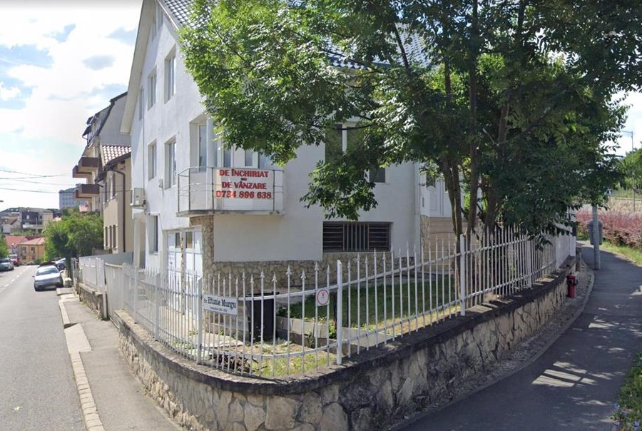 Casa de inchiriat, compart. in 3 apart., pe 3 niveluri, cu SU 406mp si curte.