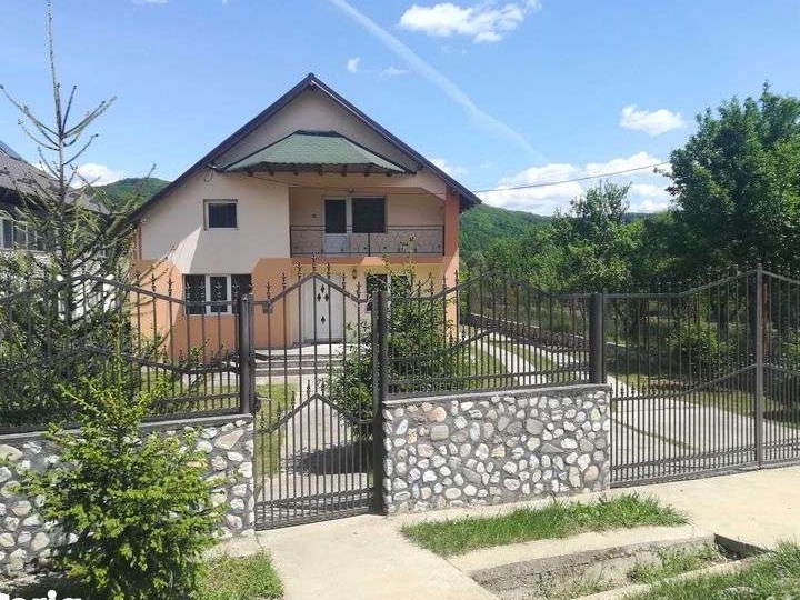 Casa de inchiriat comuna Balilesti, Judetul Arges