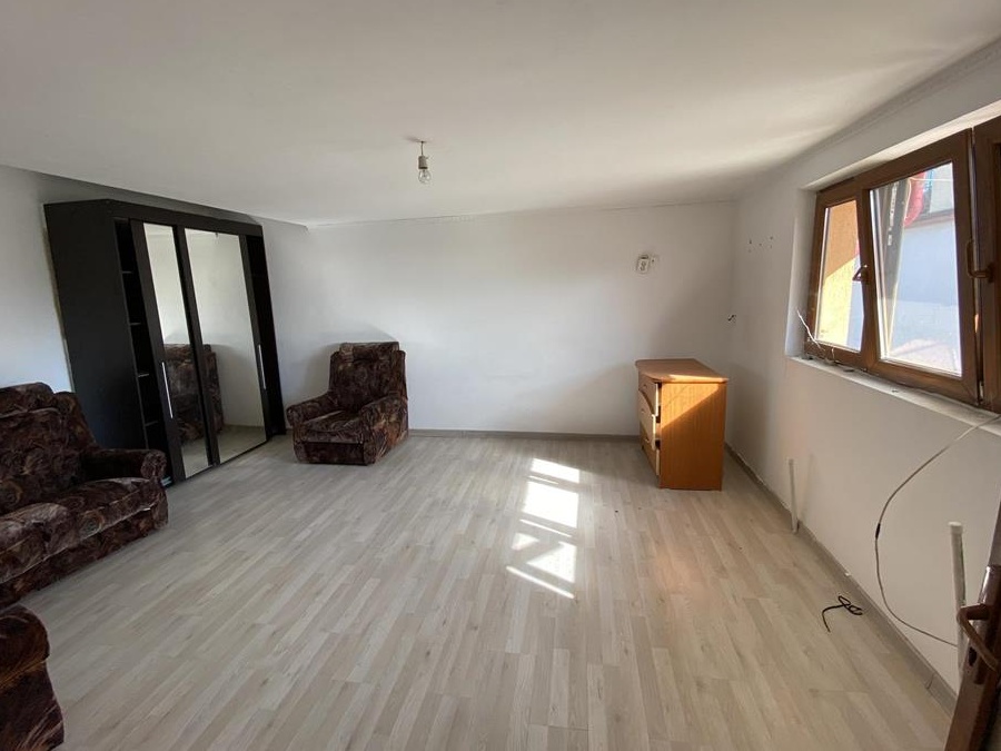 Casa de închiriat Etaj 1