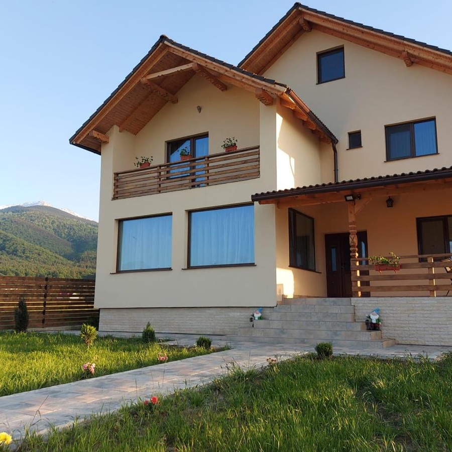 Casa de vacanta de închiriat