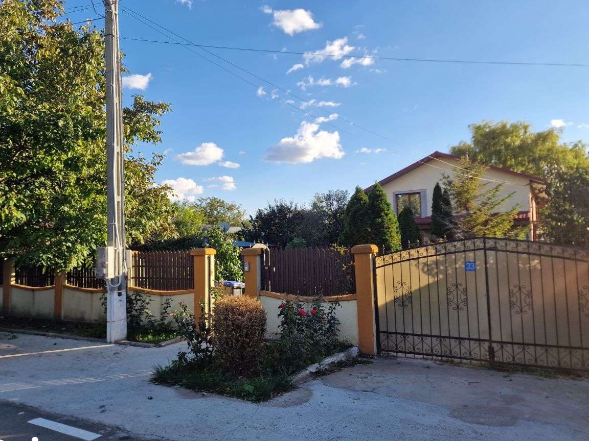 Casa de vanzare 210.000 - renovat recent
