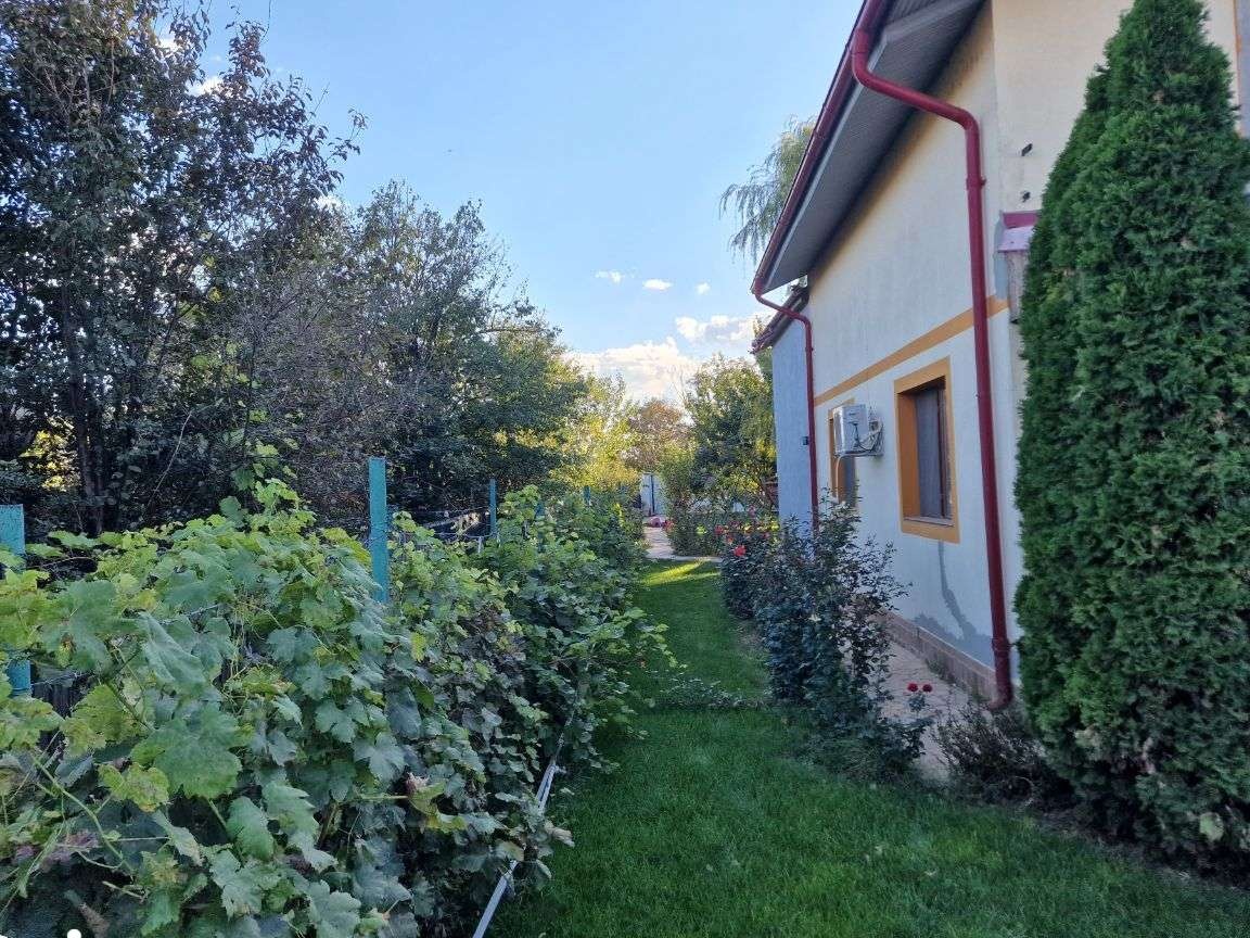 Casa de vanzare 210.000 - renovat recent