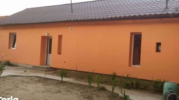 casa de vanzare 25 de mii euro