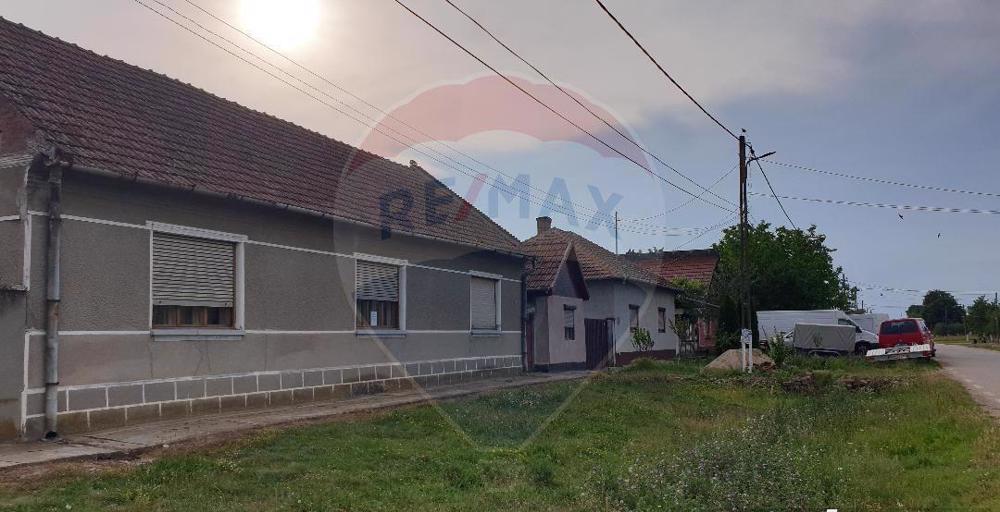 Casă de vanzare 3 camere Localitatea Simand
