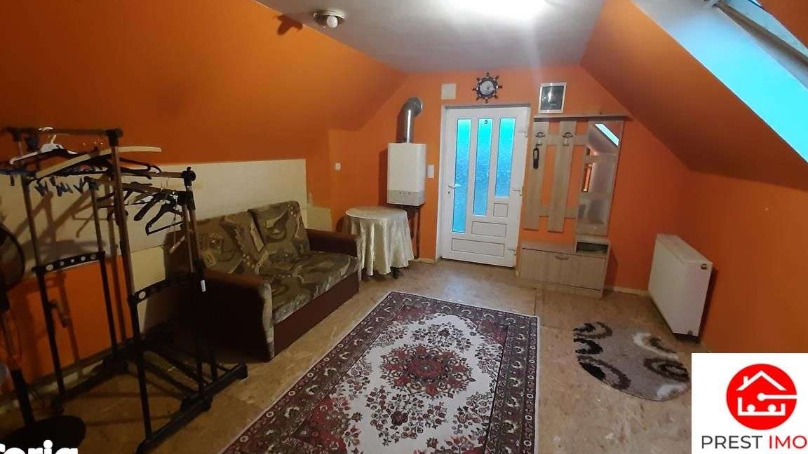 Casa de vanzare, 5 camere si teren  5 arii , Sincraiul de Mures