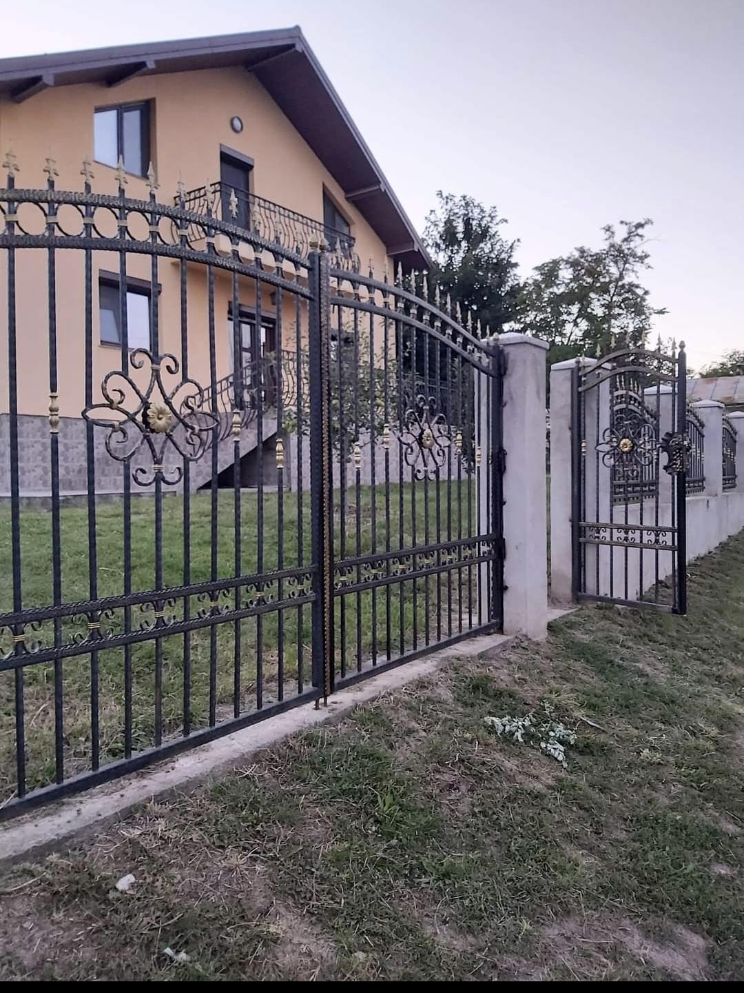 Casa de vânzare