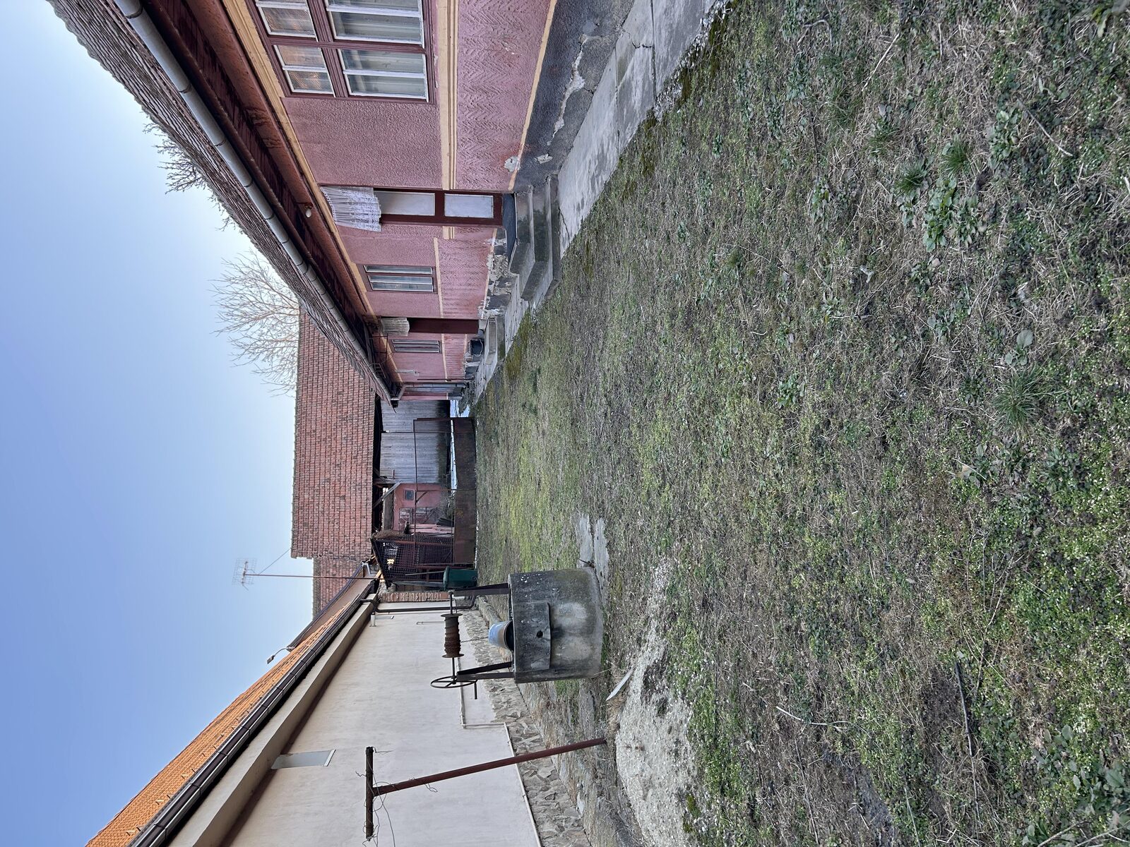Casă de vânzare