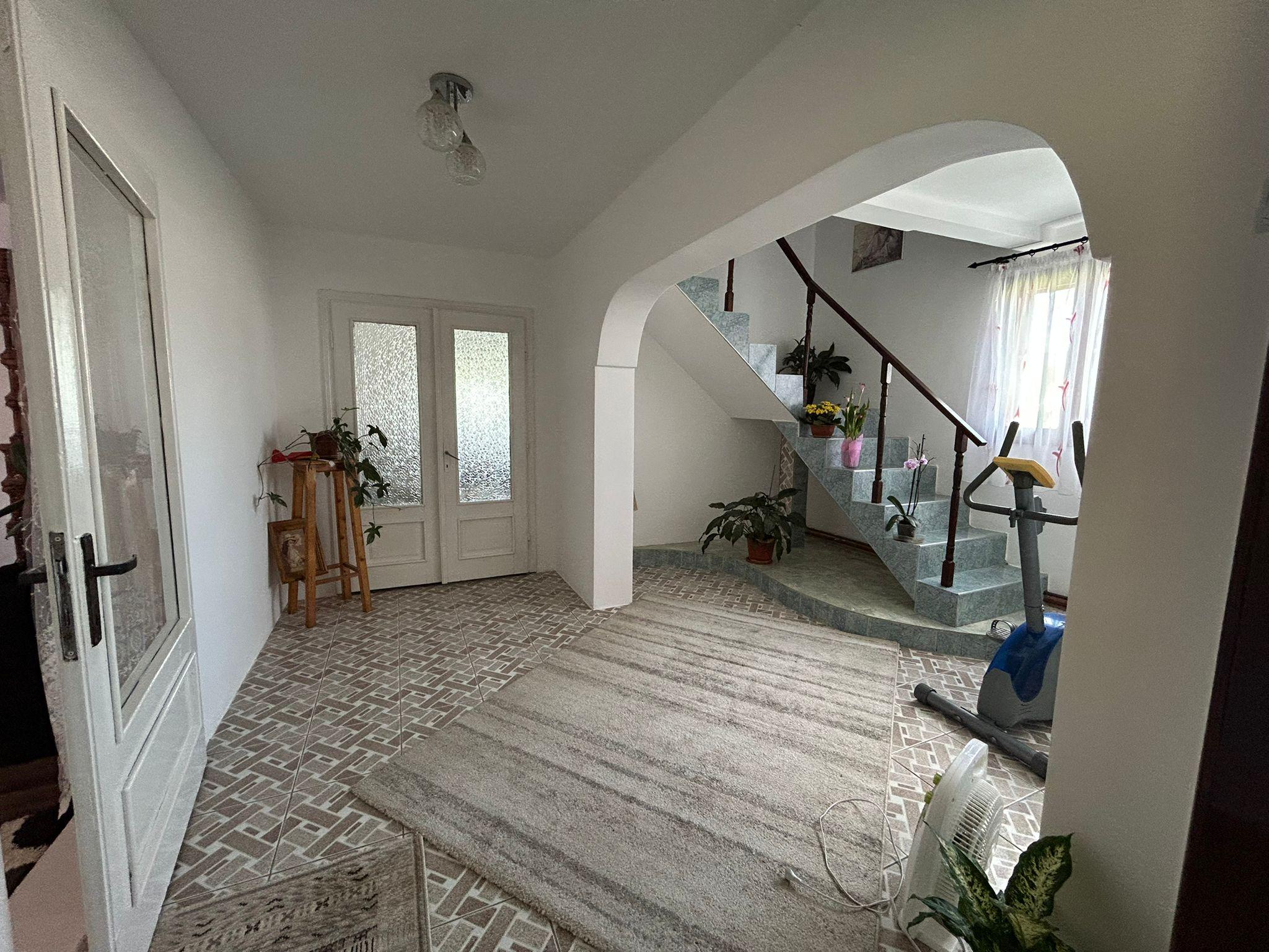 Casă de vânzare 🏠