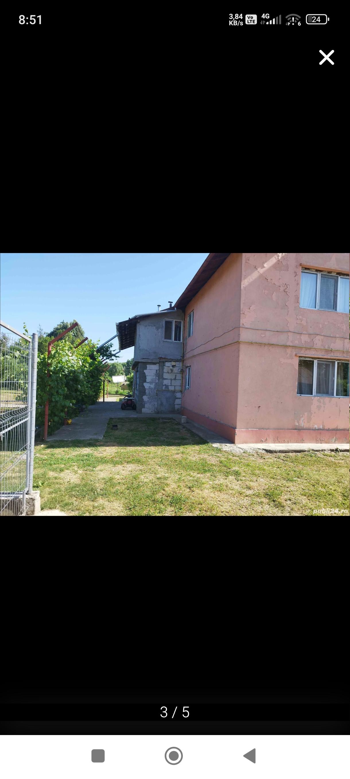 Casă de vânzare