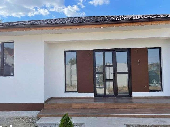 Casa de vânzare 77000£