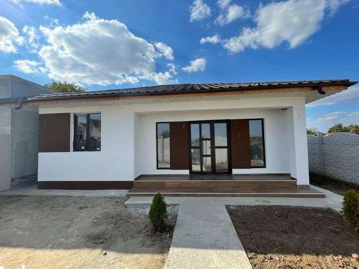 Casa de vânzare 77000£