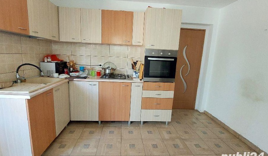 Casa de vanzare Cocorastii Colț