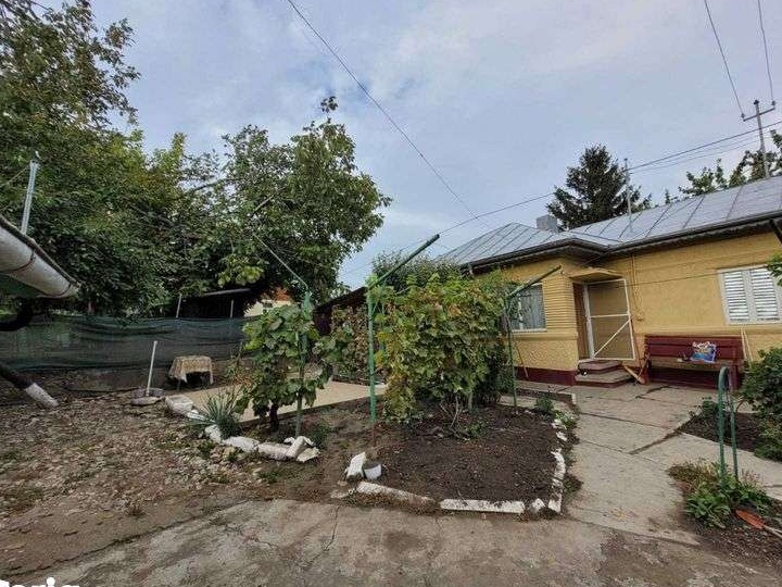 Casă de vânzare în Clondiru de Sus