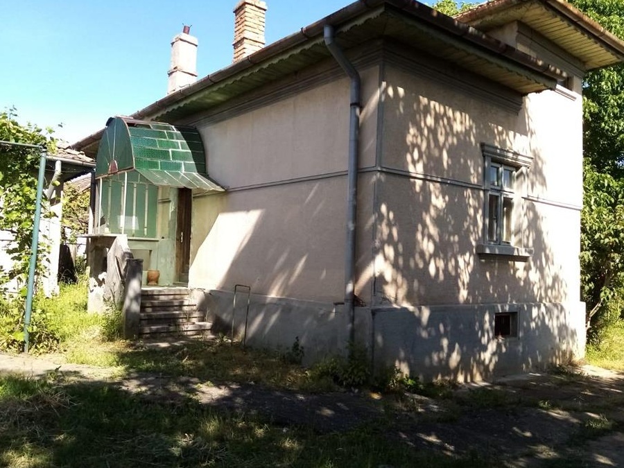 Casa de vanzare in comuna Hinova, MH